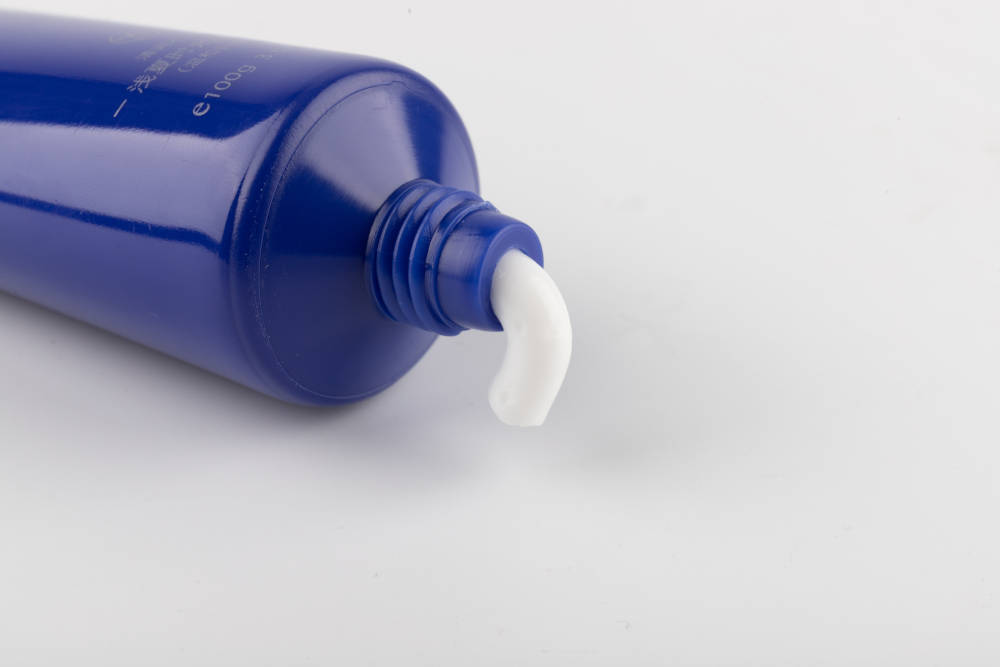 Innovative Packaging: Meltable Bags and Sustainable Toothpaste Tubes