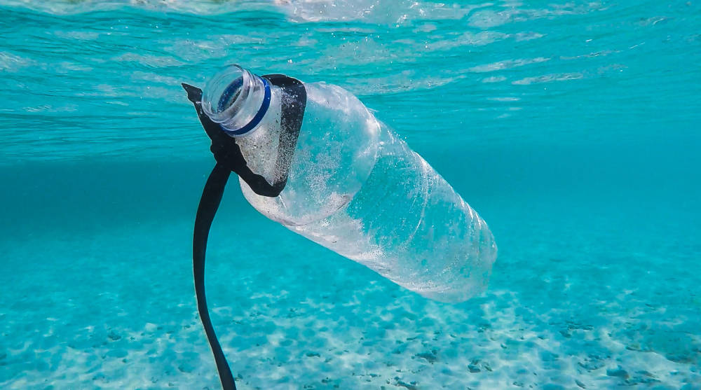 "The Manta", a Sailing Vessel Designed to Feed on Plastic Waste for Power – and Clean the Oceans