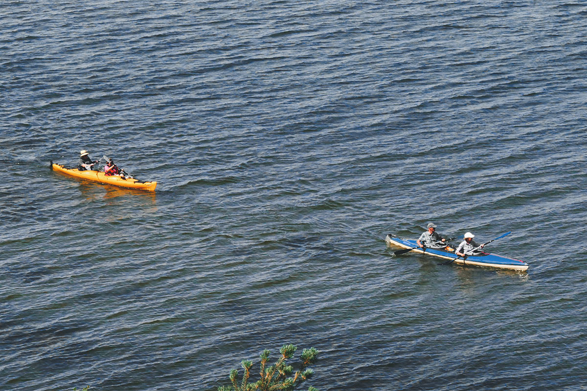 Kayak Rent ON BOAT Services Services Lastavica Cruising